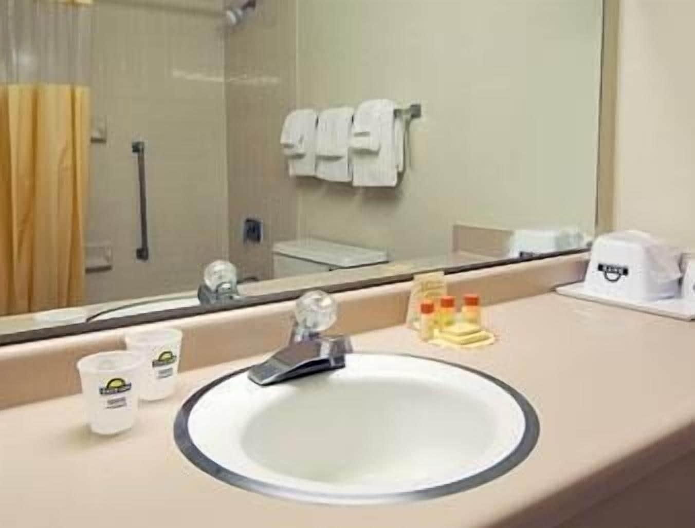 Days Inn By Wyndham Myrtle Beach Socastee Extérieur photo